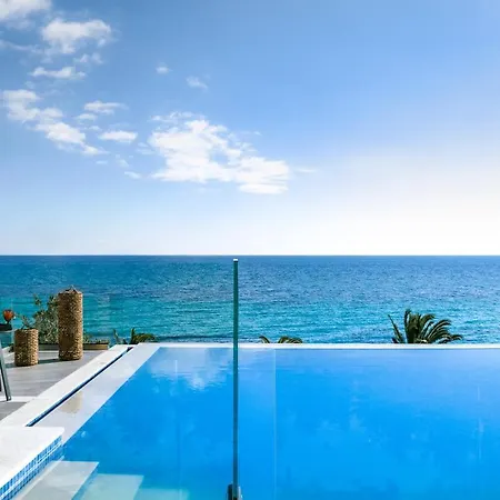 Nerea Seafront Villa, A Pristine Retreat, By Thinkvilla Willa *